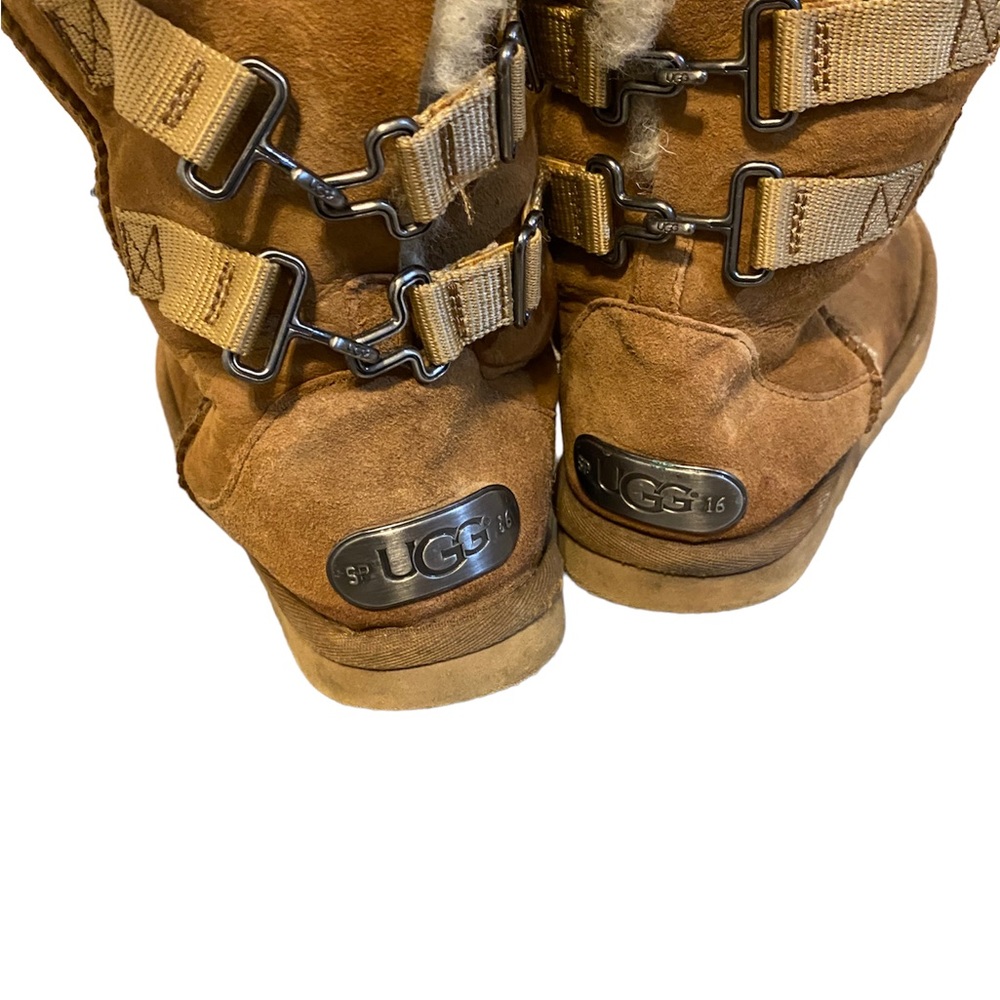 Ugg Australia Fairmont Brown Suede Buckle Back Shearling Boots Size 8 - Picture 9 of 9